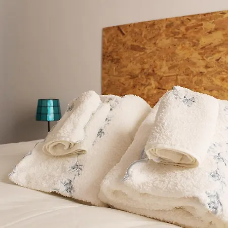 Magnificent Historical City Centre Apart With Terrace Lisbon