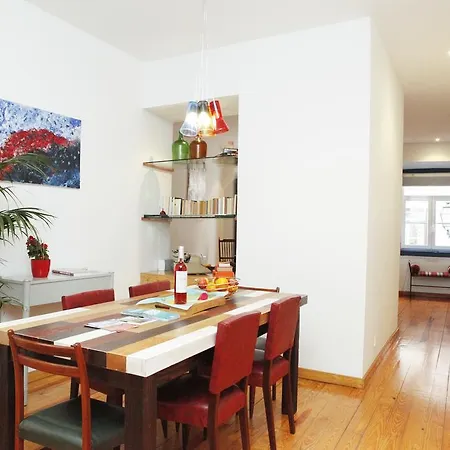 Magnificent Historical City Centre Apart With Terrace Apartment