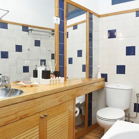 Magnificent Historical Centre With Terrace شقة