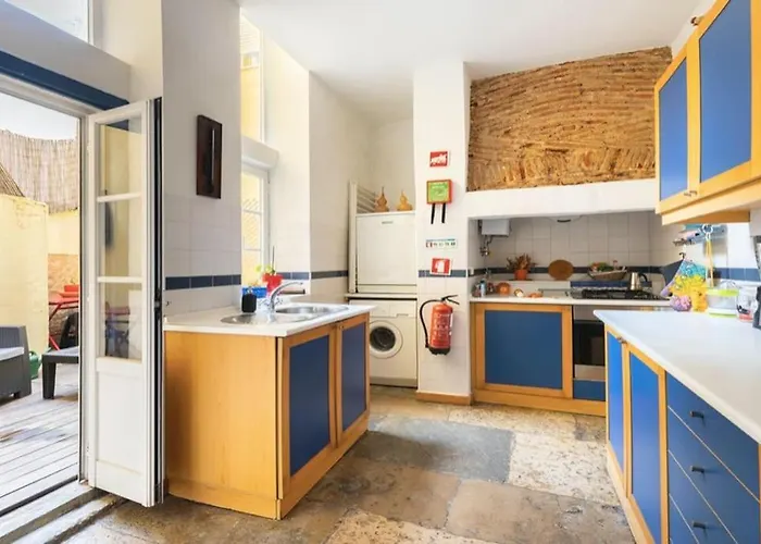 Magnificent Historical Centre With Terrace ליסבון