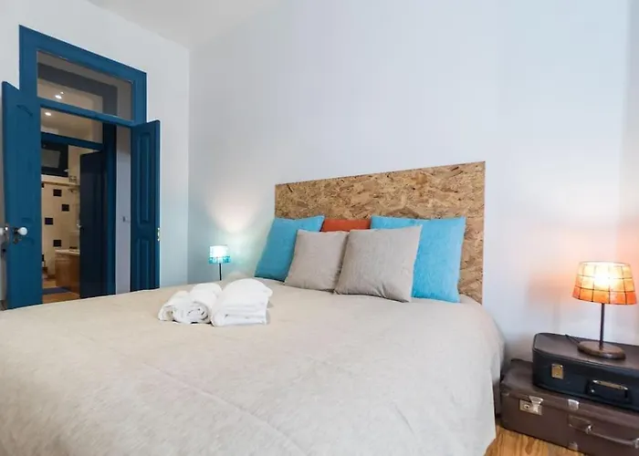 Magnificent Historical Centre With Terrace דירה *