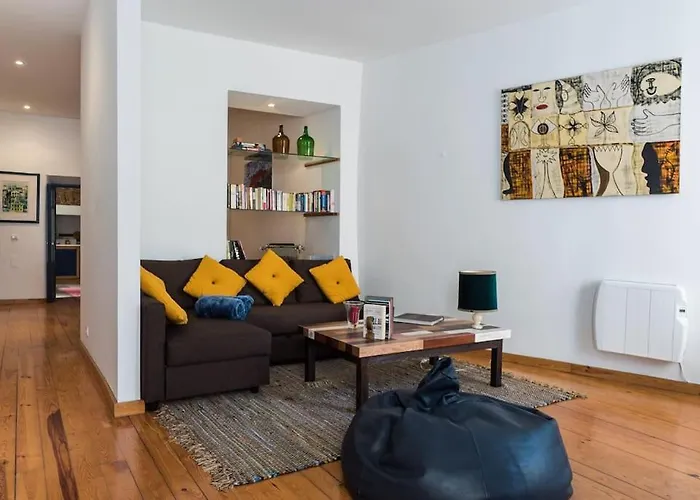 Magnificent Historical Centre With Terrace דירה *