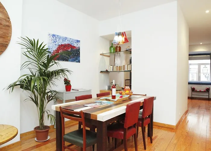 아파트 Magnificent Historical Centre With Terrace *
